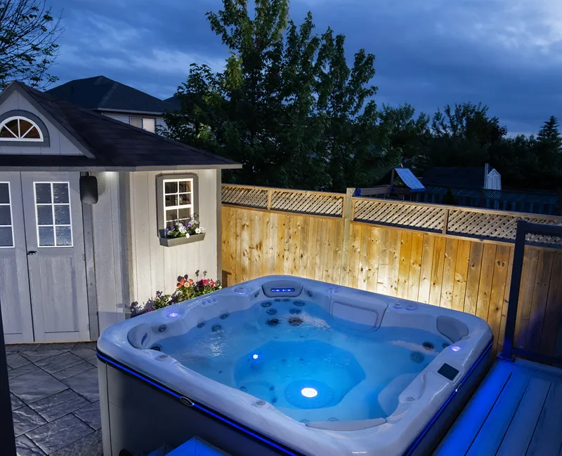 HP24-SIG728P-Install-25-Waddington-Barrie--Night-Light--Image2280